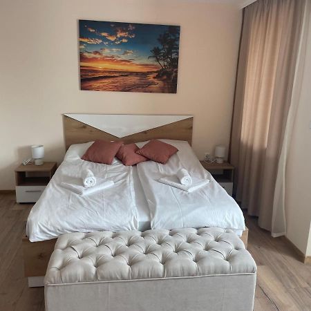 וליקו טורנובו Teddy Apartment מראה חיצוני תמונה