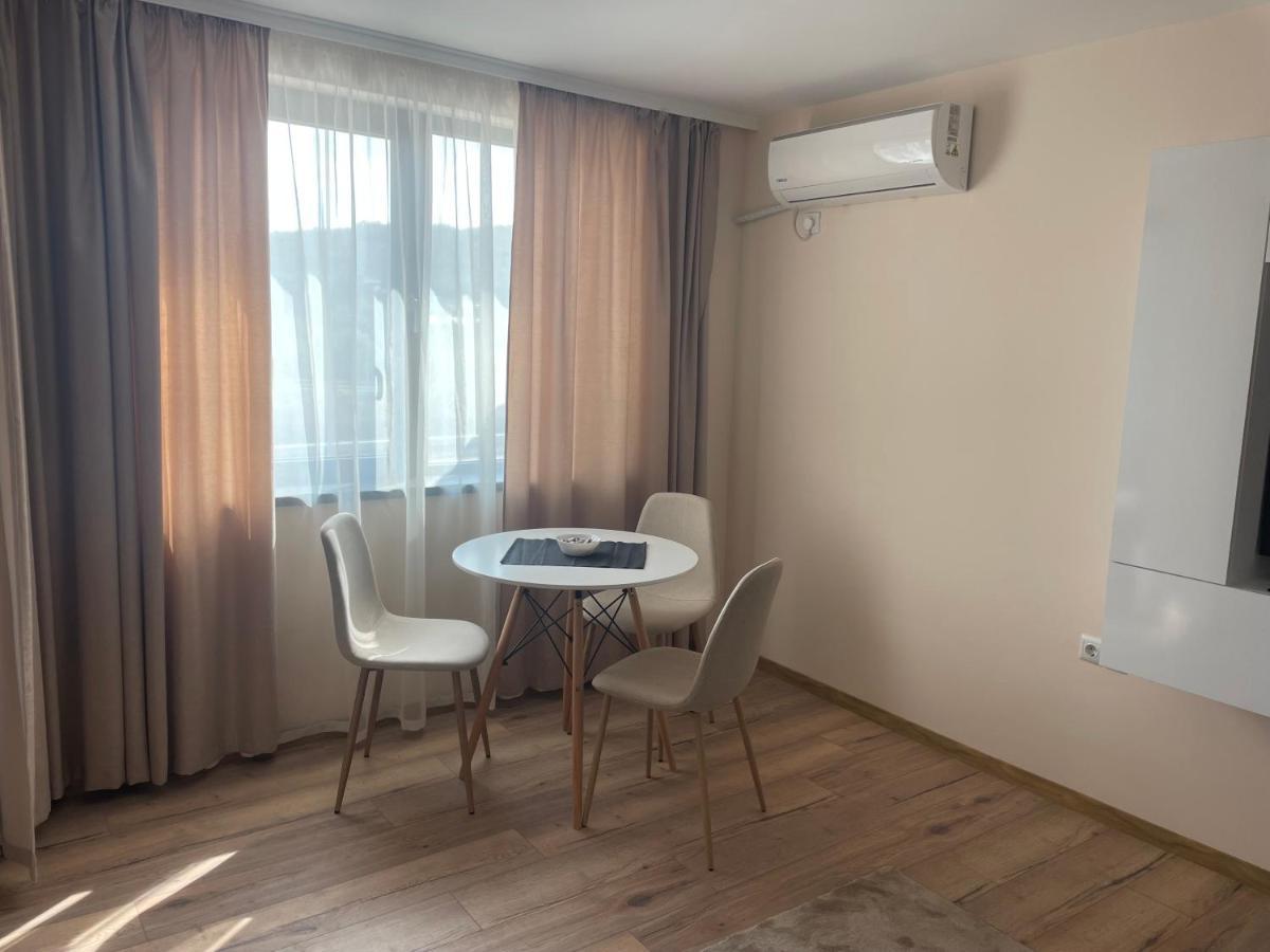 וליקו טורנובו Teddy Apartment מראה חיצוני תמונה