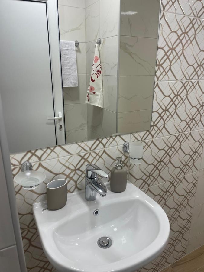 וליקו טורנובו Teddy Apartment מראה חיצוני תמונה