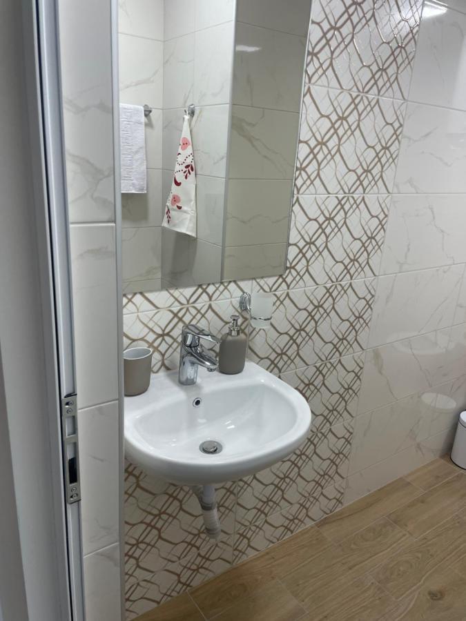 וליקו טורנובו Teddy Apartment מראה חיצוני תמונה